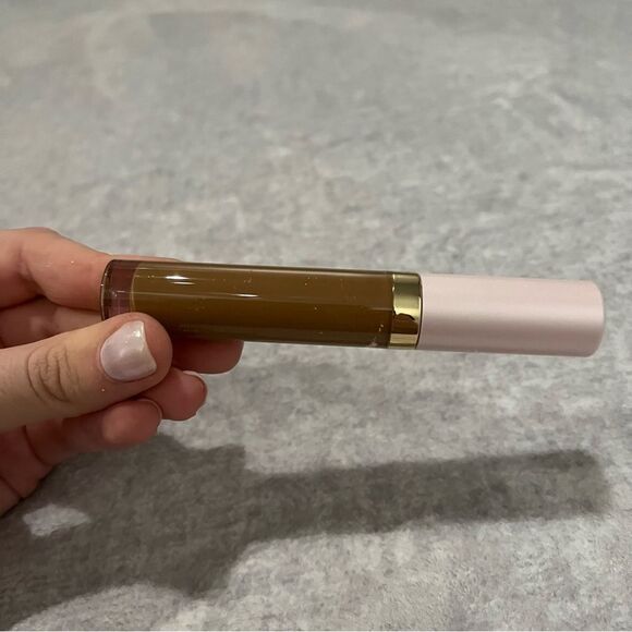 Too Faced Born This Way Ethereal Light Concealer - Hot Cocoa - Picture 7 of 8